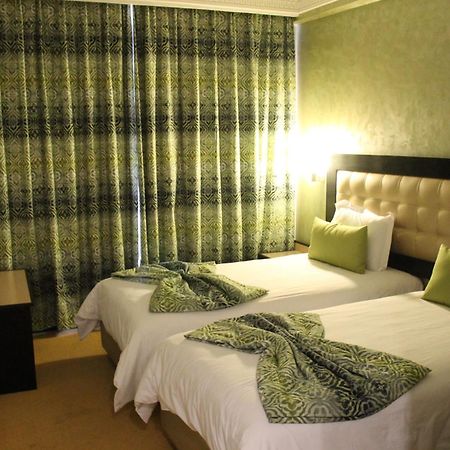 Hotel Al Walid Casablanca Bagian luar foto