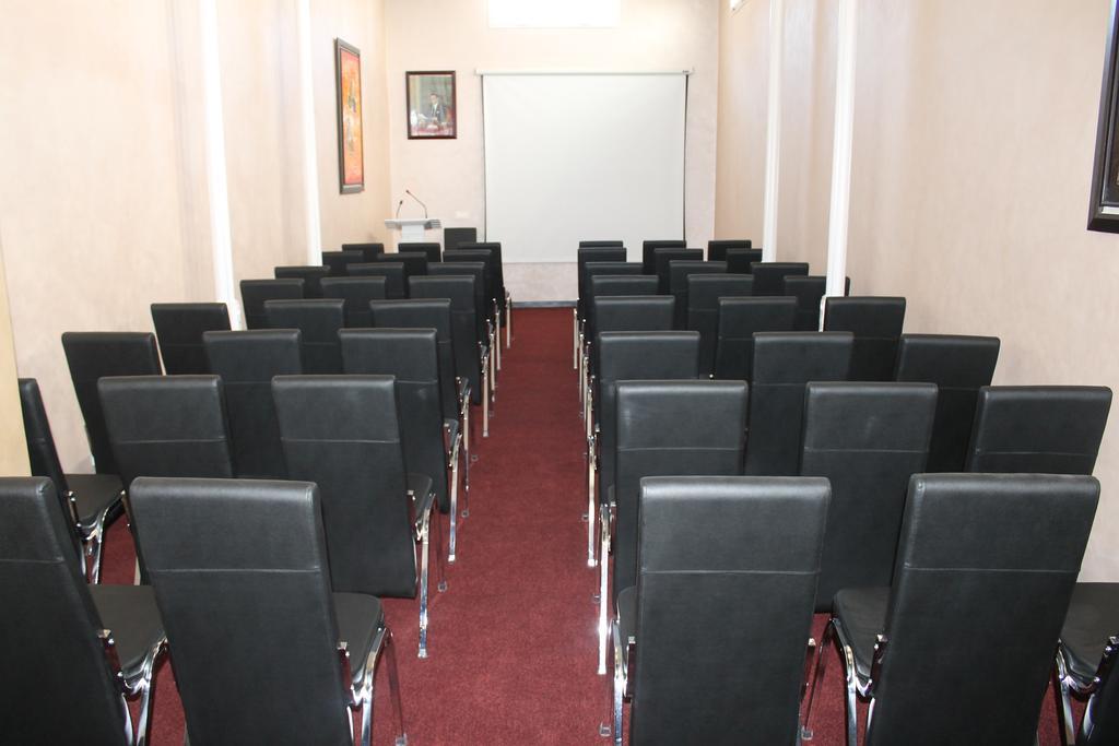 Hotel Al Walid Casablanca Bagian luar foto