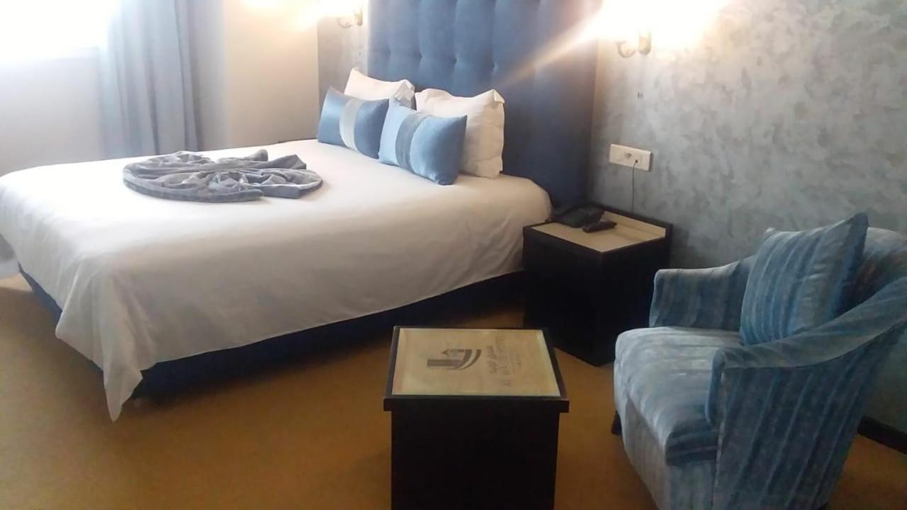 Hotel Al Walid Casablanca Bagian luar foto